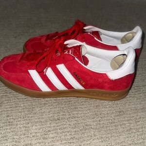 Adidas Gazelle - Red, Men’s 7.5 and Women’s 9
